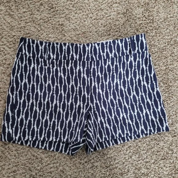 LOFT Navy & White Shorts - Picture 1 of 4